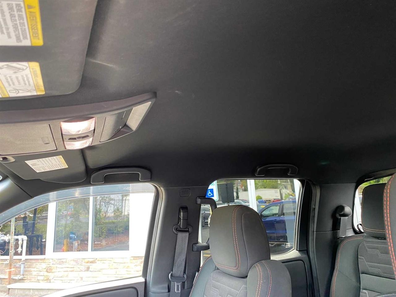 Nissan Frontier PRO-4X Crew Cab 4WD 2022