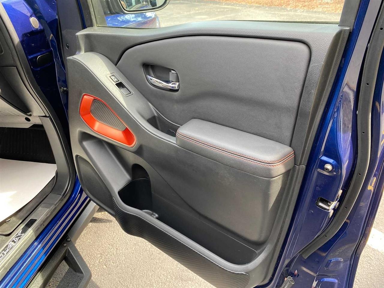 Nissan Frontier PRO-4X Crew Cab 4WD 2022