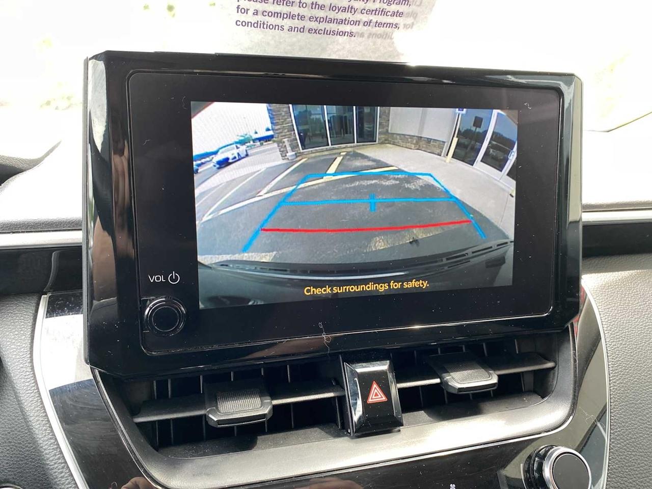 Toyota Corolla LE 2024