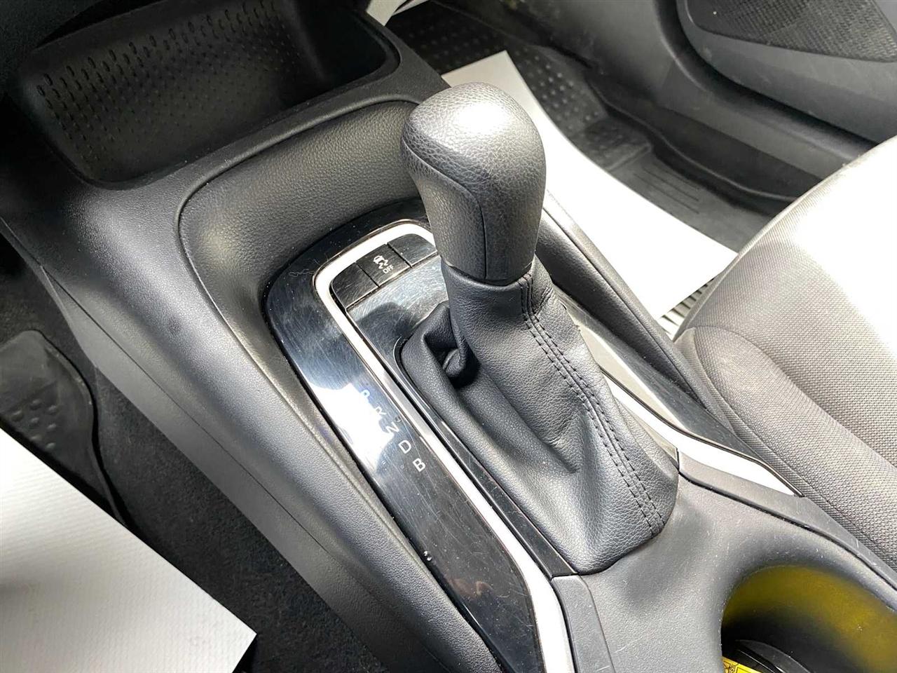 Toyota Corolla LE 2024