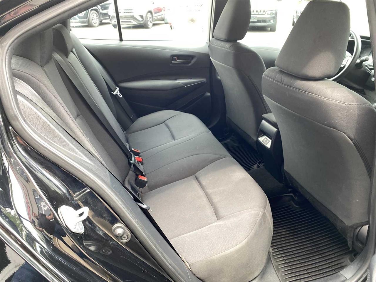 Toyota Corolla LE 2024