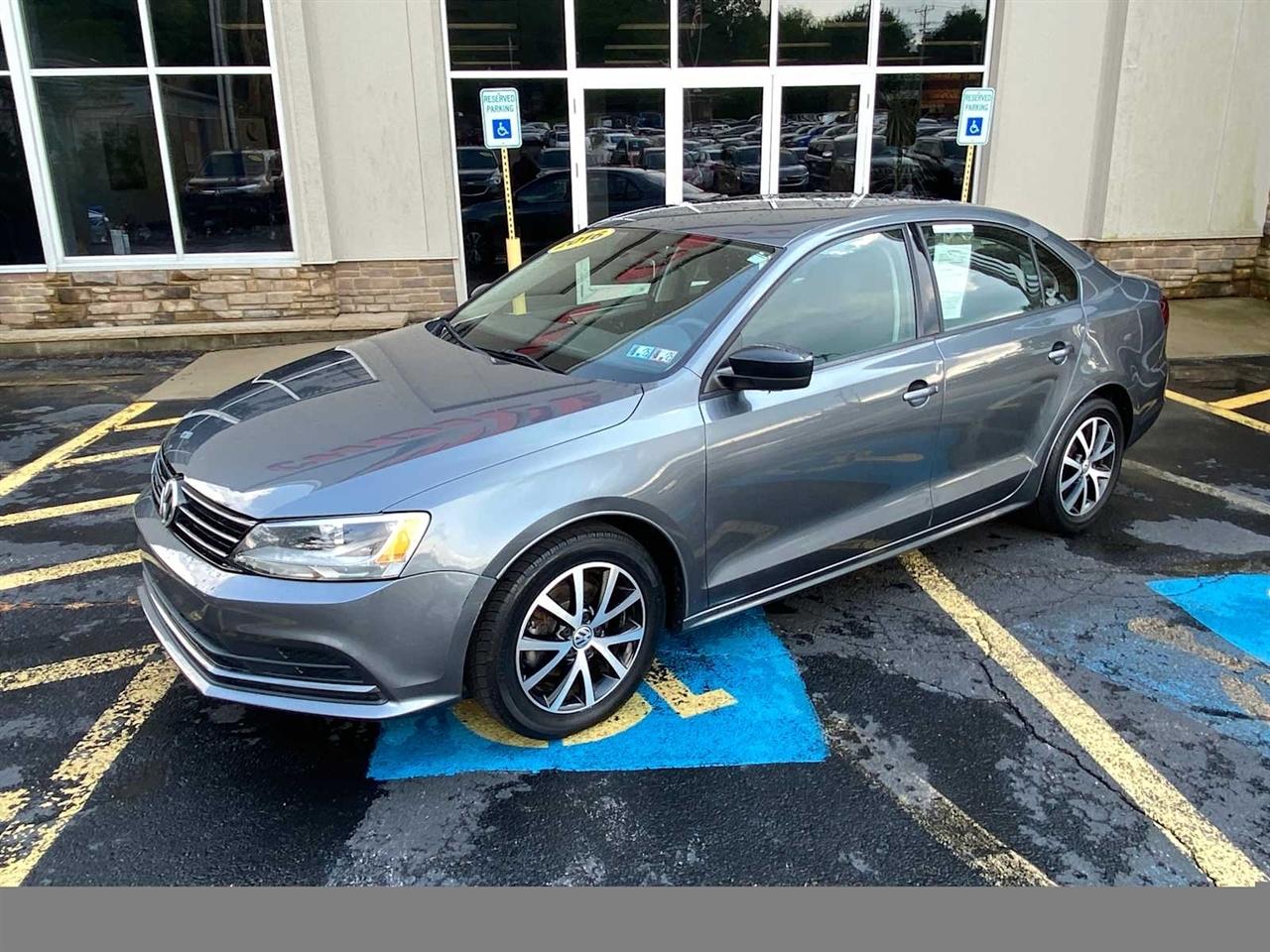 Volkswagen Jetta 1.4T SE 6A 2016