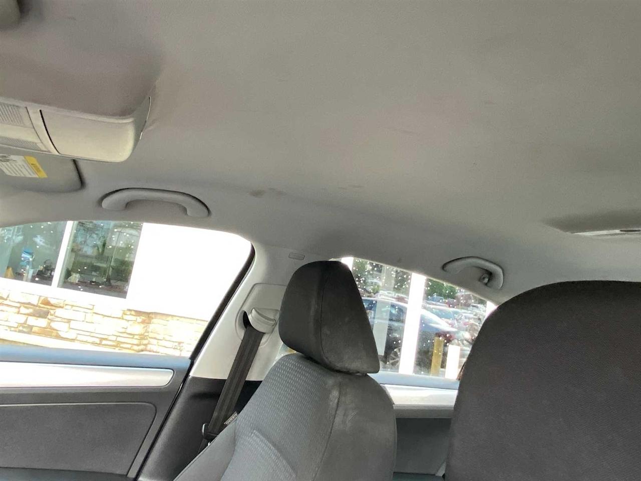 Volkswagen Jetta 1.4T SE 6A 2016