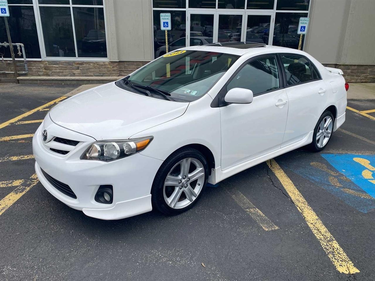 Toyota Corolla S 4-Speed AT 2013