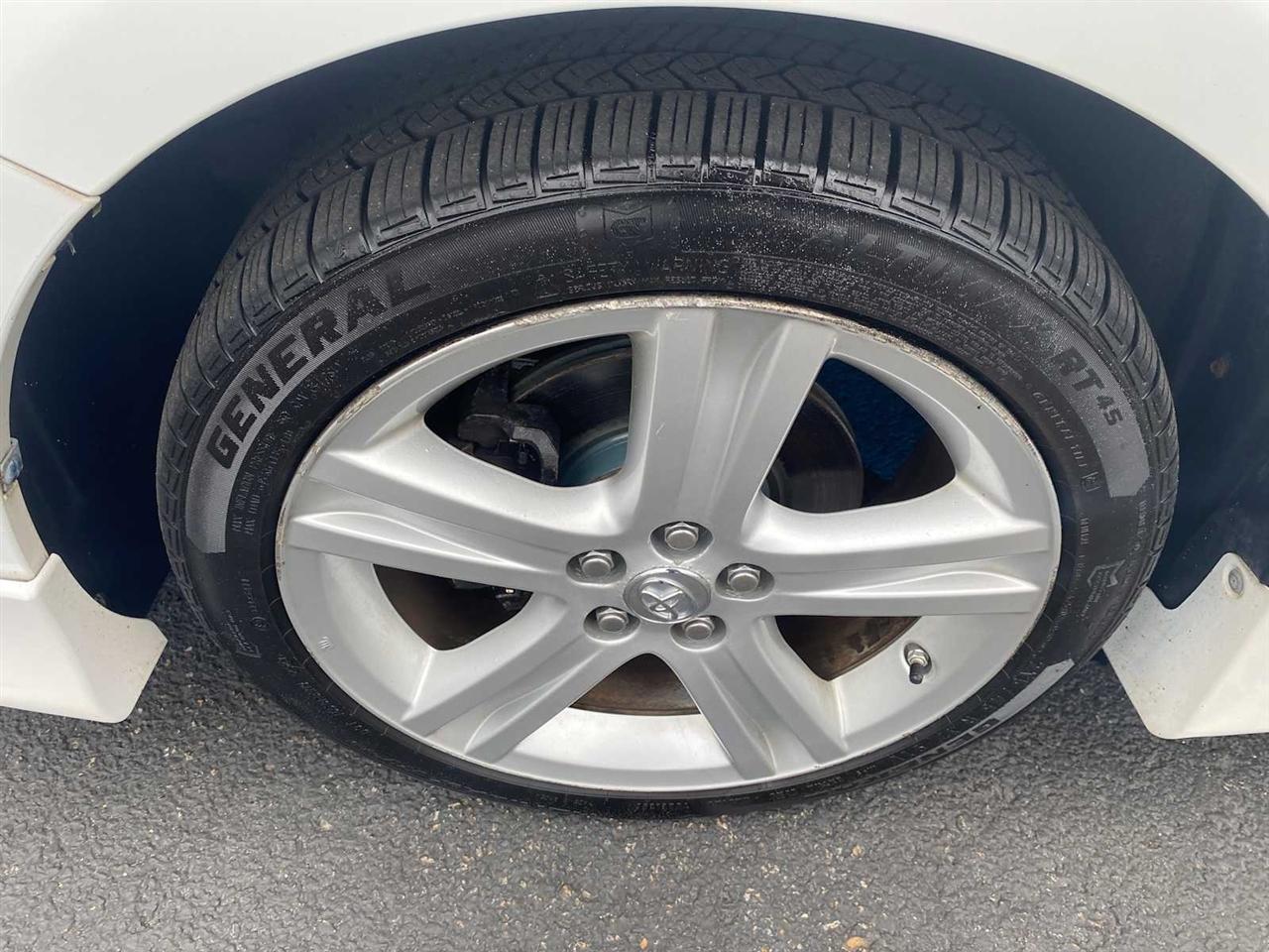 Toyota Corolla S 4-Speed AT 2013