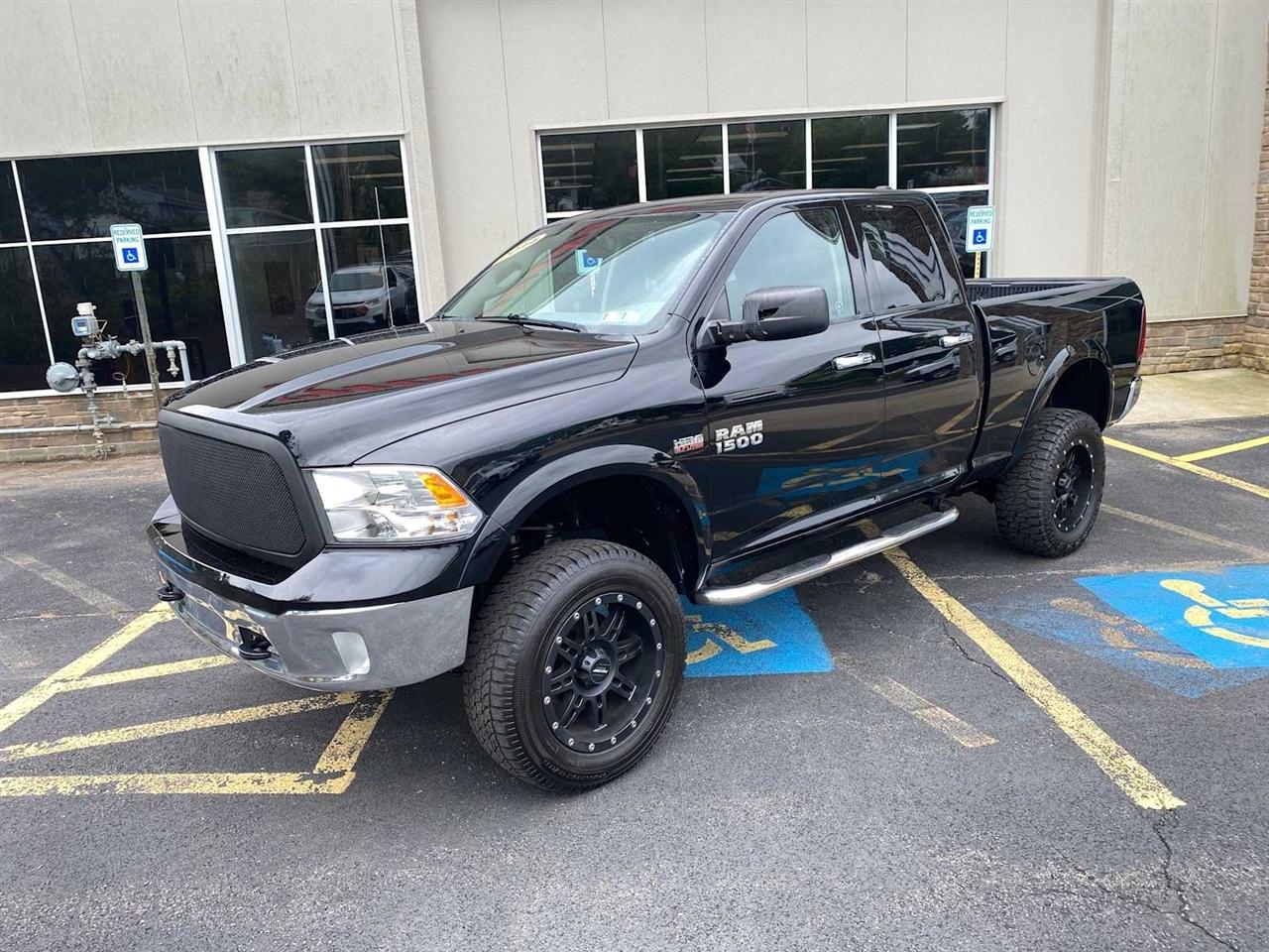 RAM 1500 SLT Quad Cab 4WD 2014