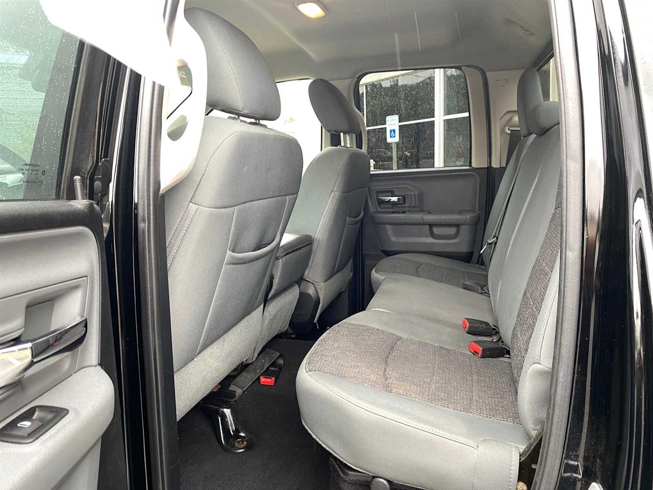 RAM 1500 SLT Quad Cab 4WD 2014
