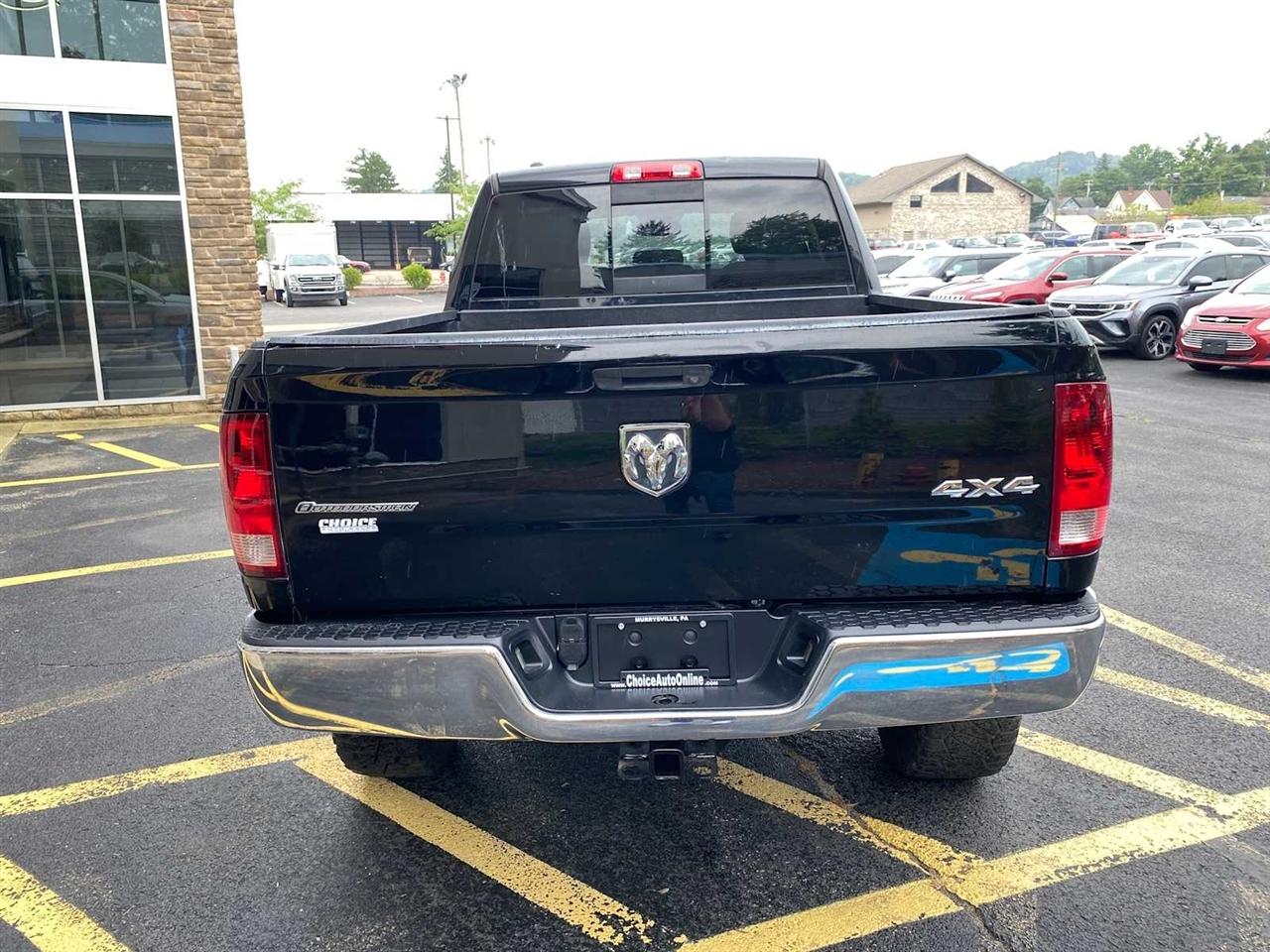 RAM 1500 SLT Quad Cab 4WD 2014