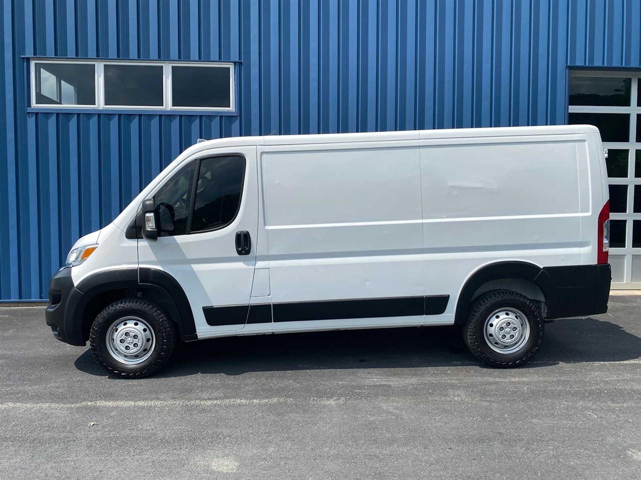 RAM Promaster 2500 Low Roof 2023