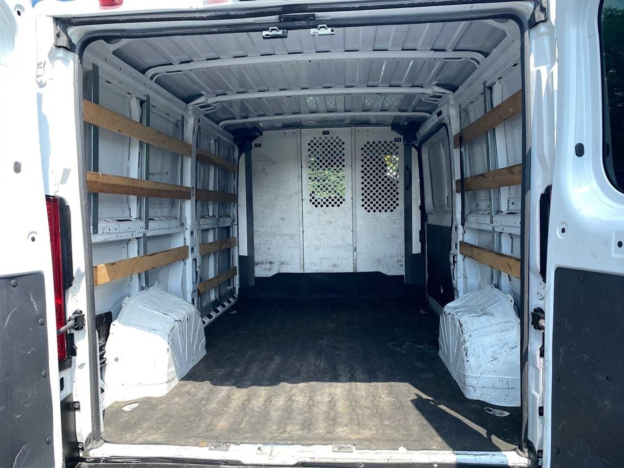 RAM Promaster 2500 Low Roof 2023