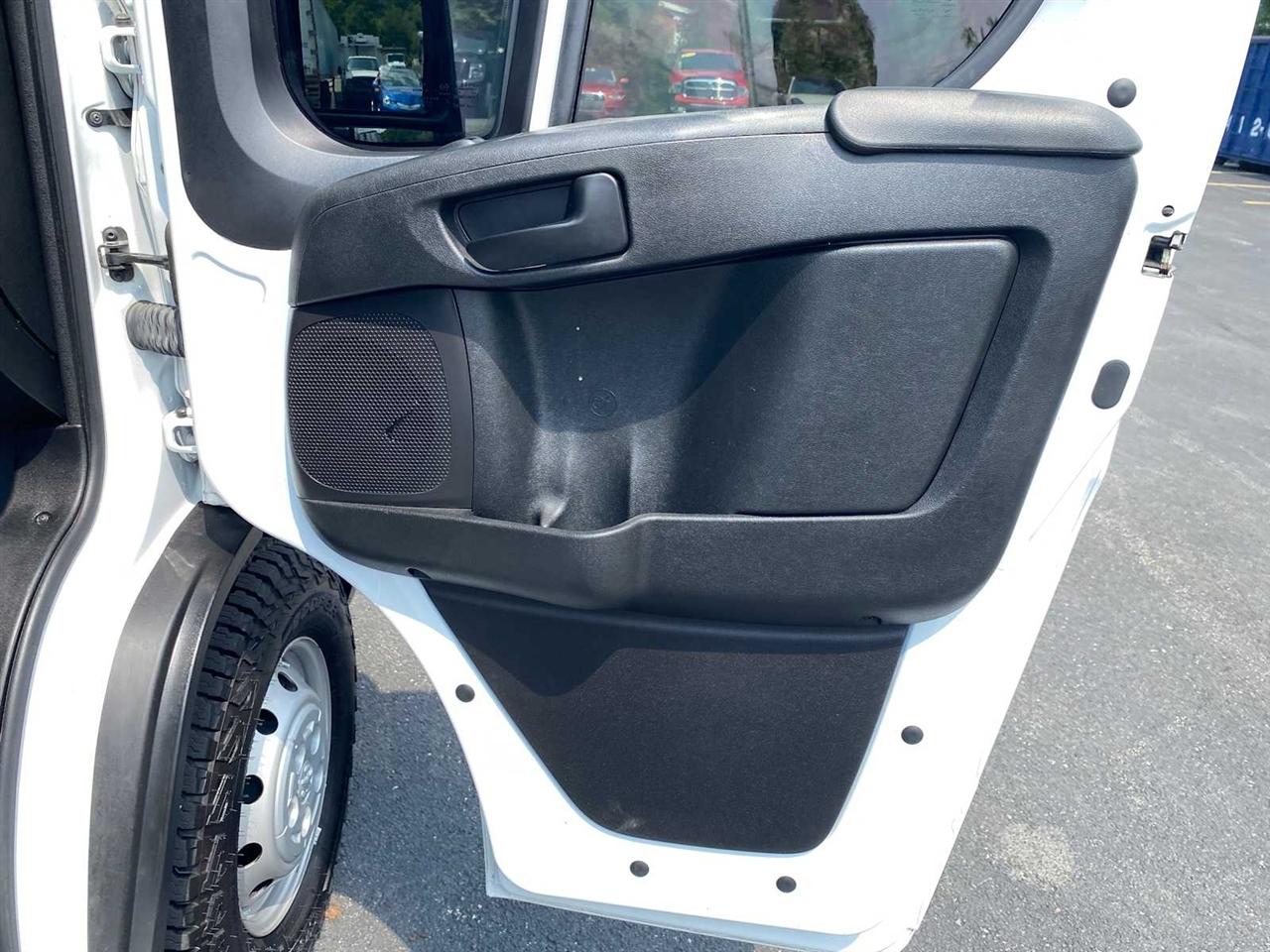 RAM Promaster 2500 Low Roof 2023