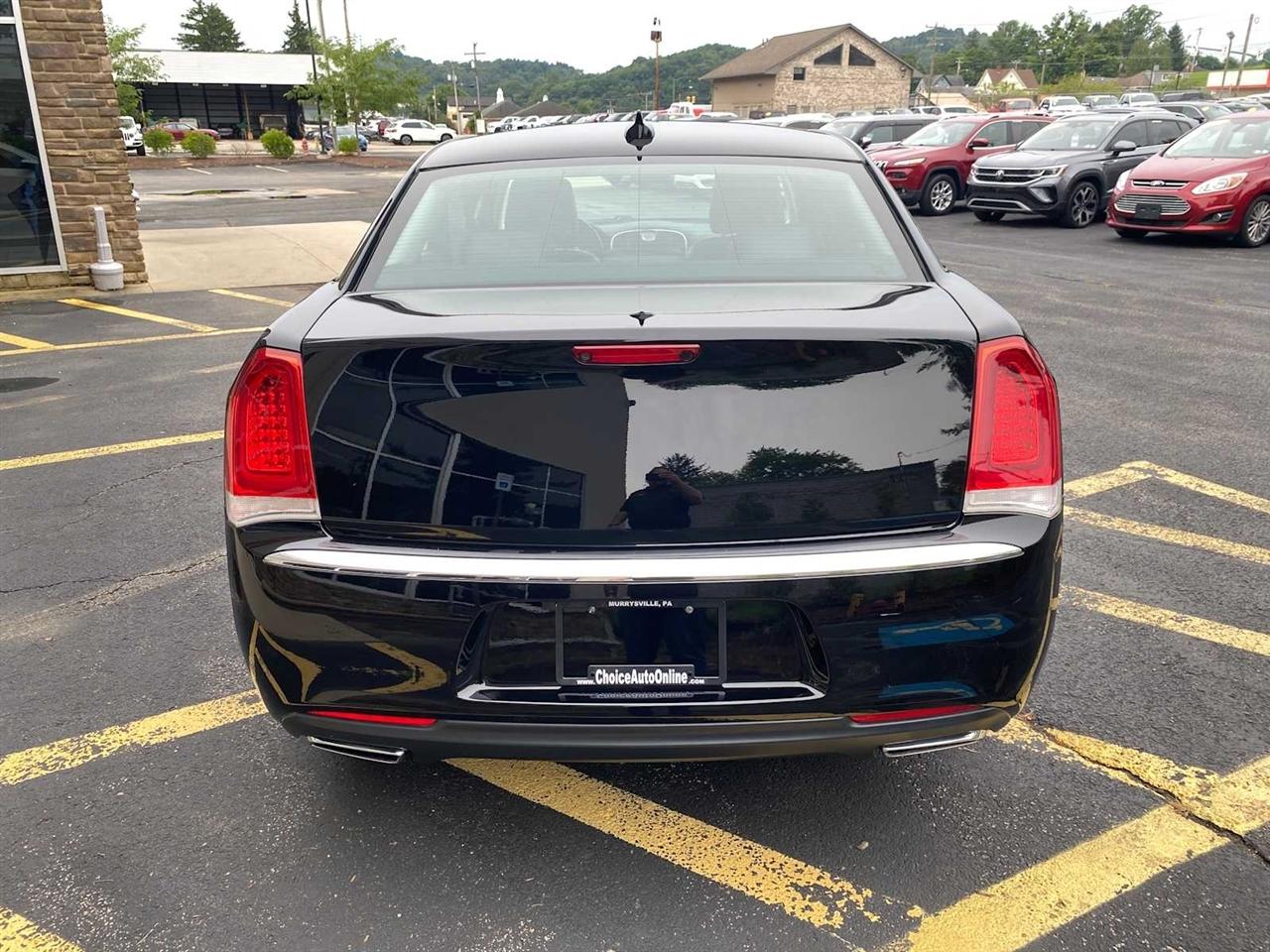 Chrysler 300 Limited RWD 2015