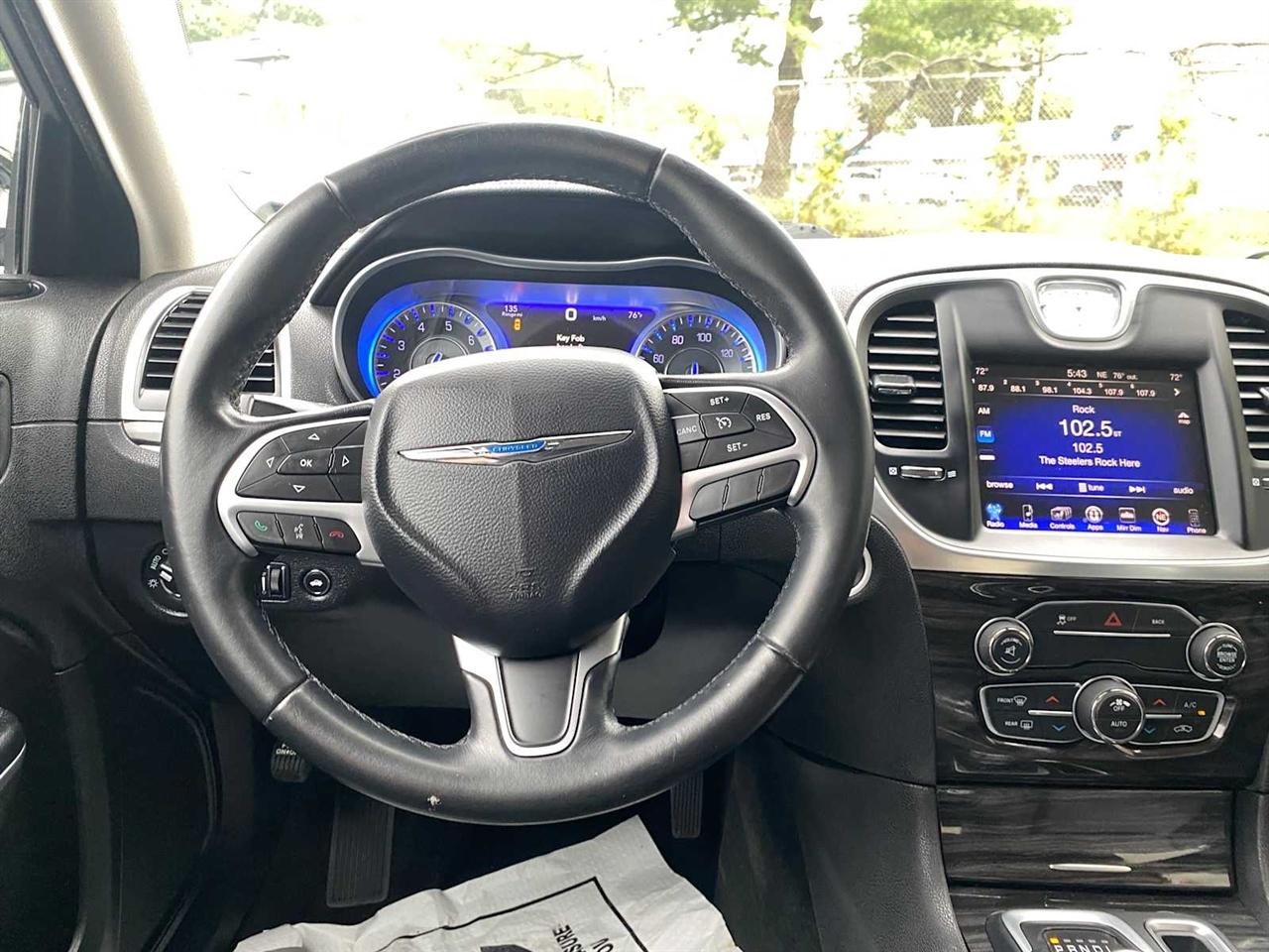 Chrysler 300 Limited RWD 2015