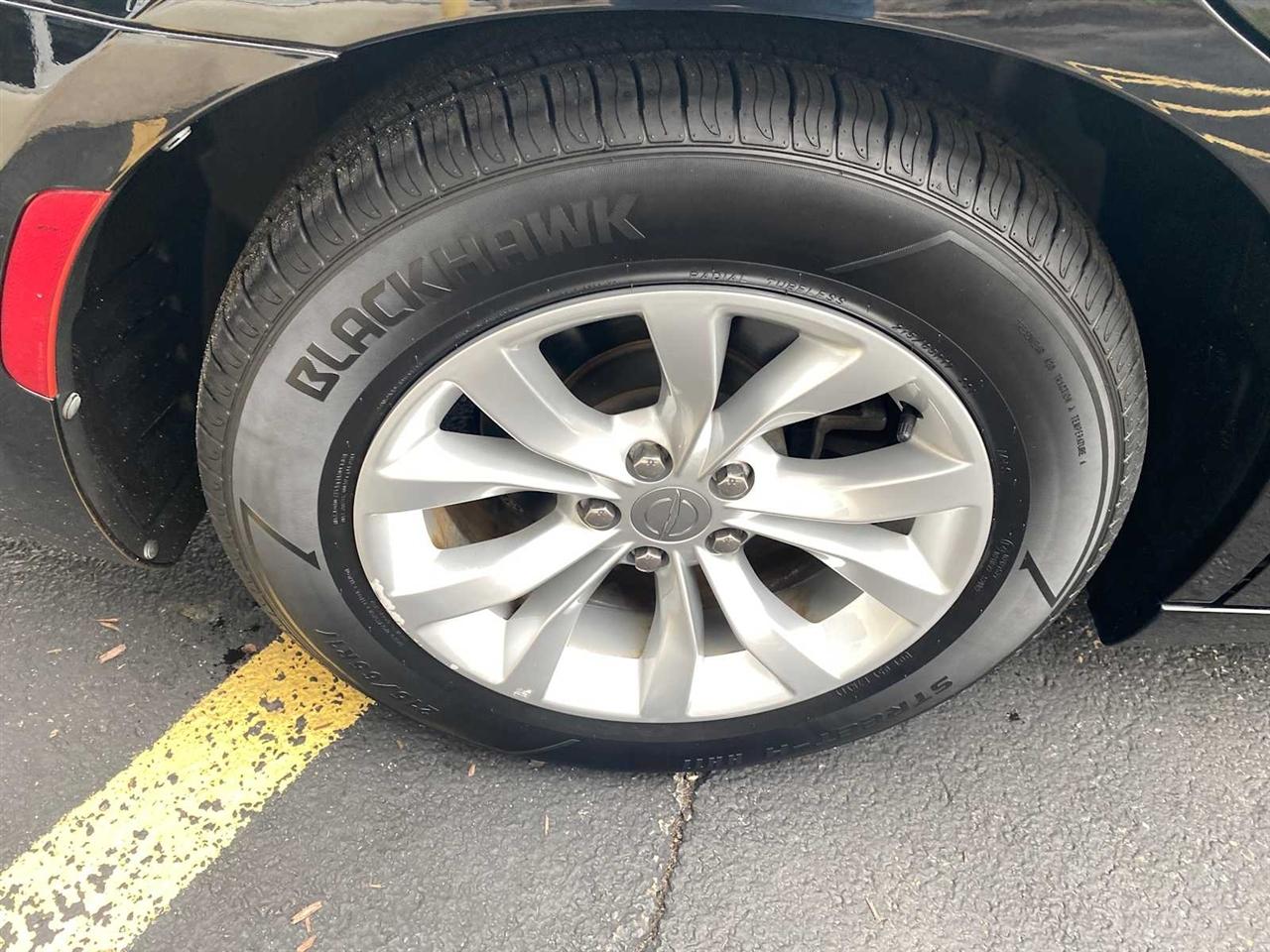 Chrysler 300 Limited RWD 2015