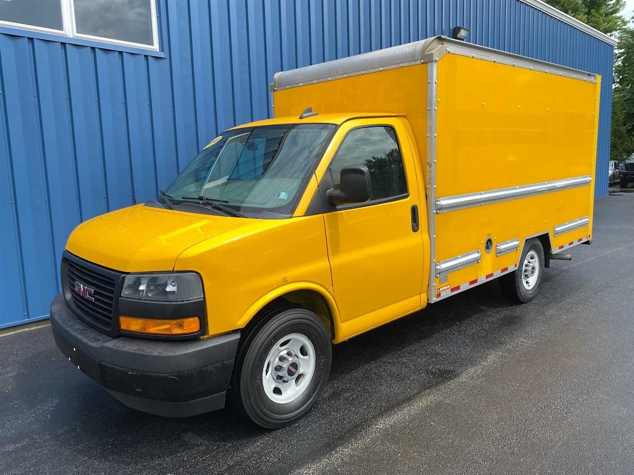 GMC Savana G3500 139 in. 2018