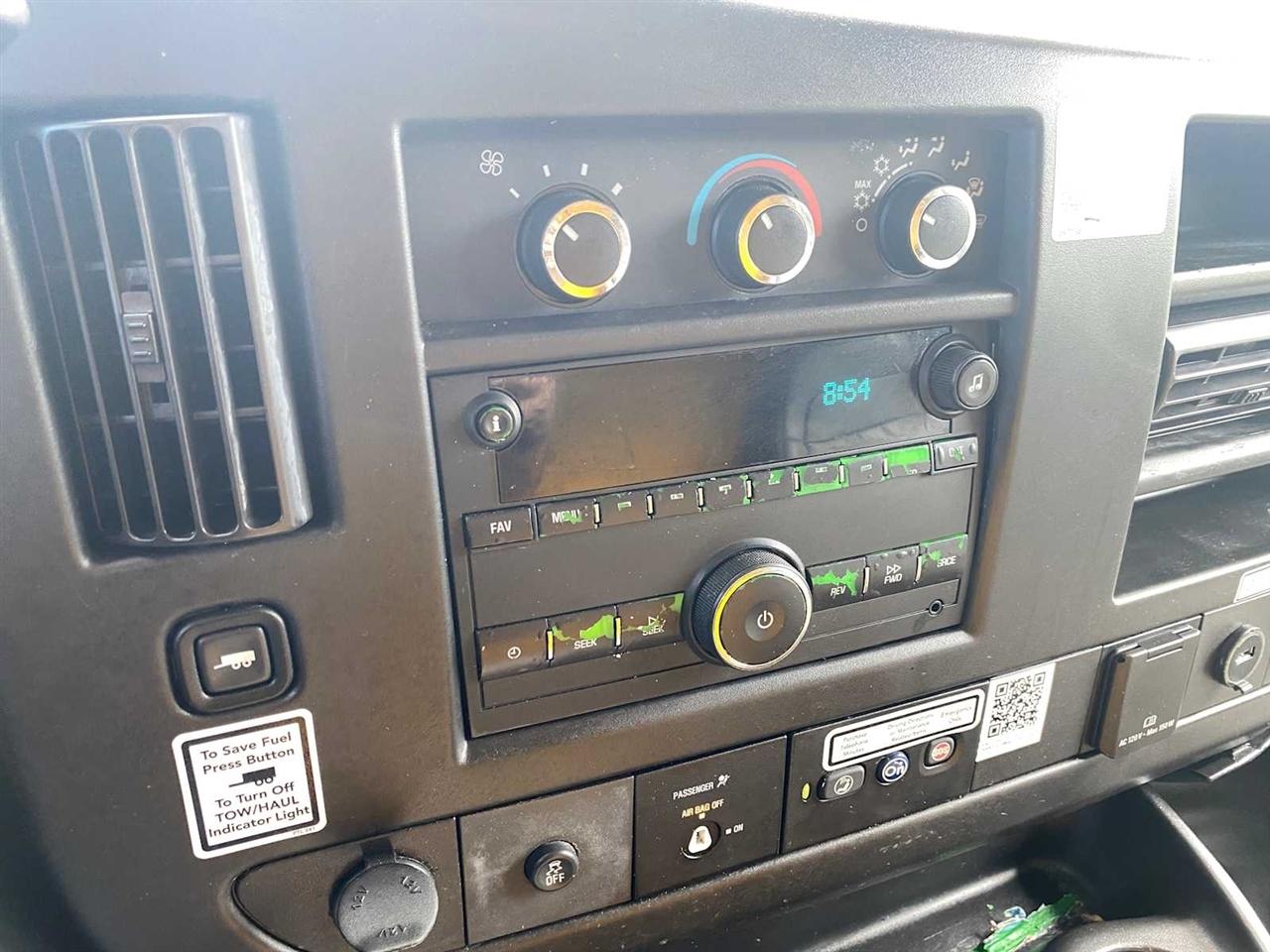 GMC Savana G3500 139 in. 2018