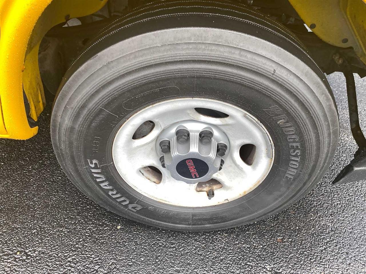 GMC Savana G3500 139 in. 2018