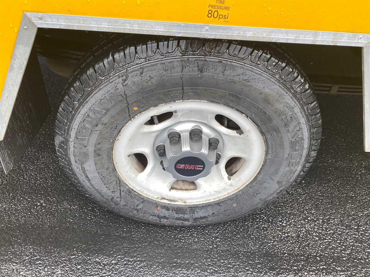 GMC Savana G3500 139 in. 2018