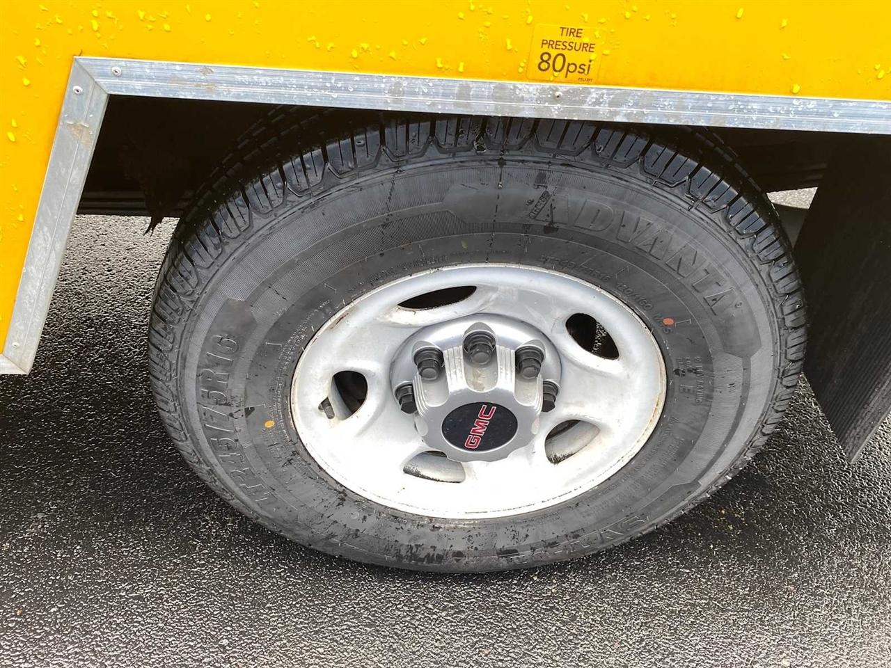 GMC Savana G3500 139 in. 2018