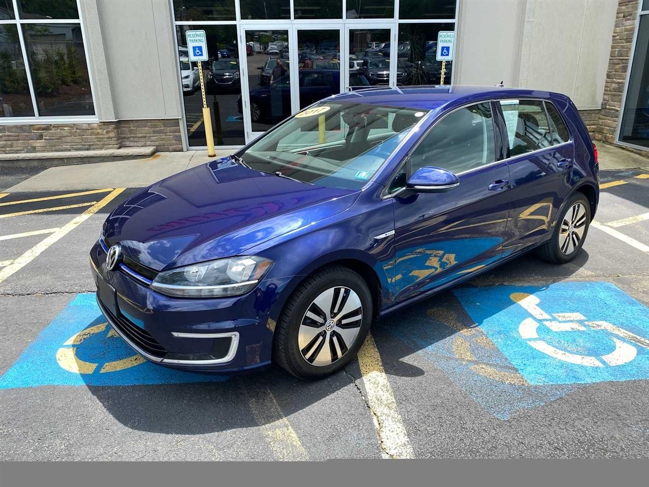 Volkswagen e-Golf SE 2017