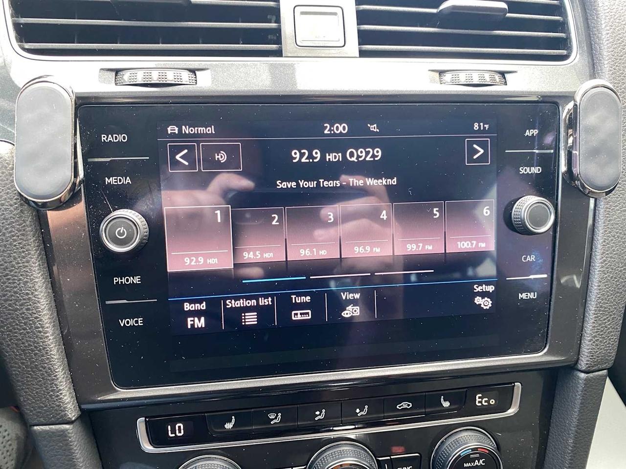 Volkswagen e-Golf SE 2017