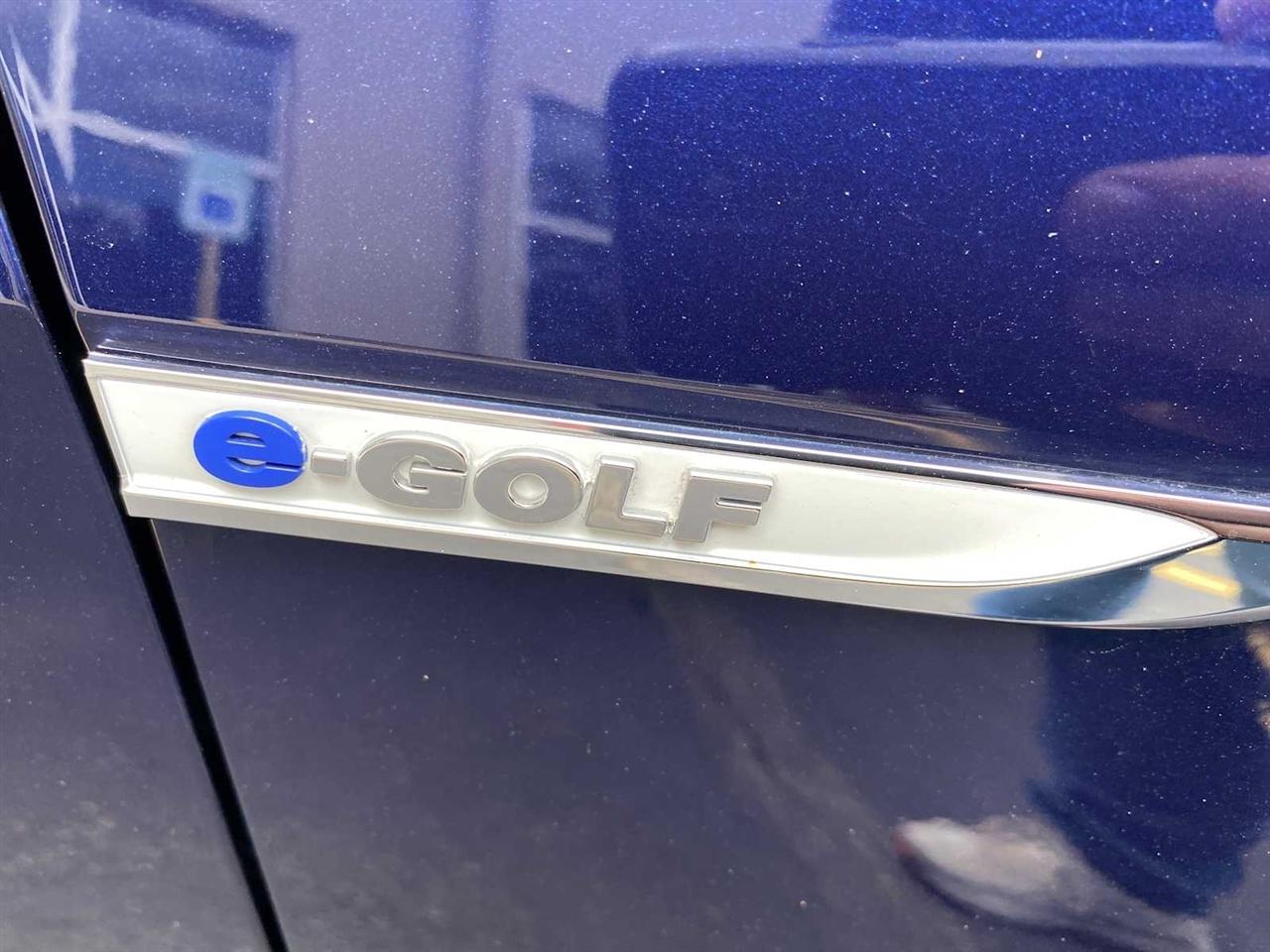 Volkswagen e-Golf SE 2017