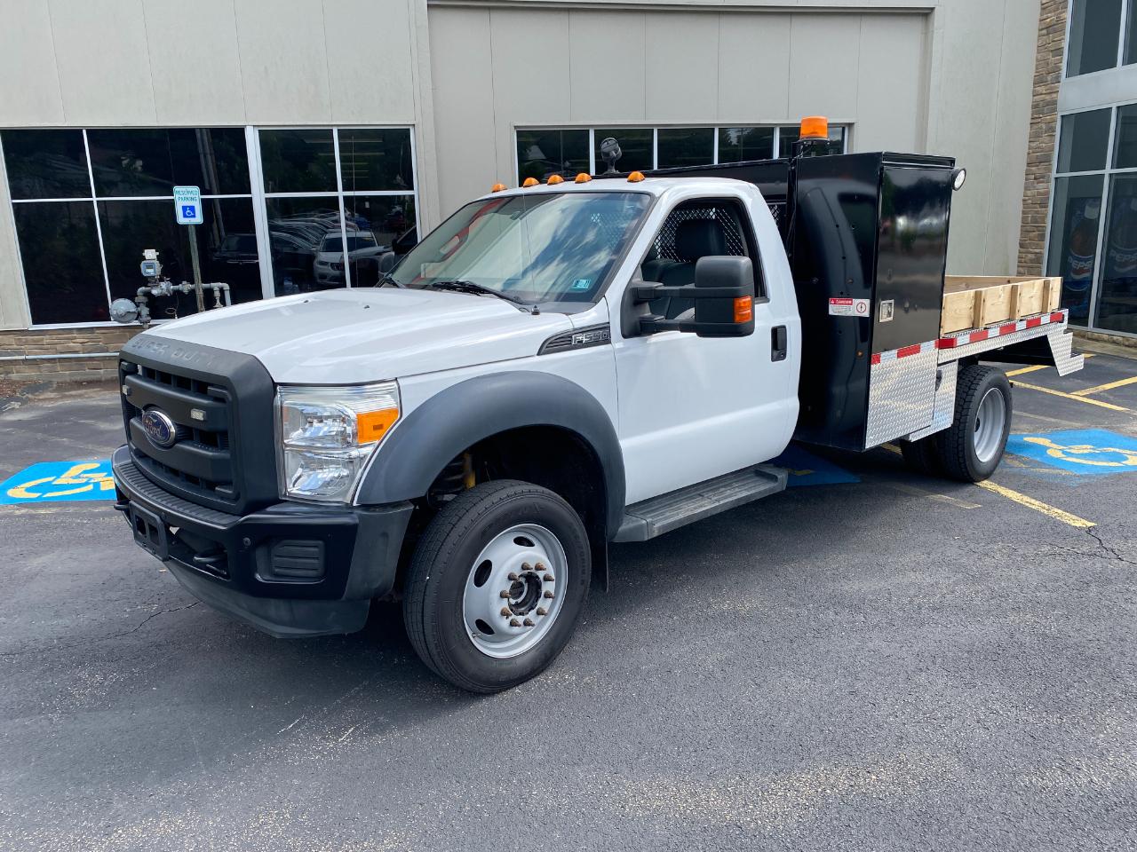 Ford F-550 Regular Cab DRW 4WD 2015