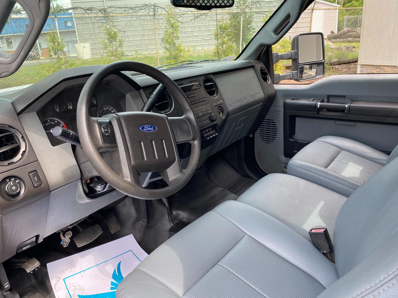 Ford F-550 Regular Cab DRW 4WD 2015