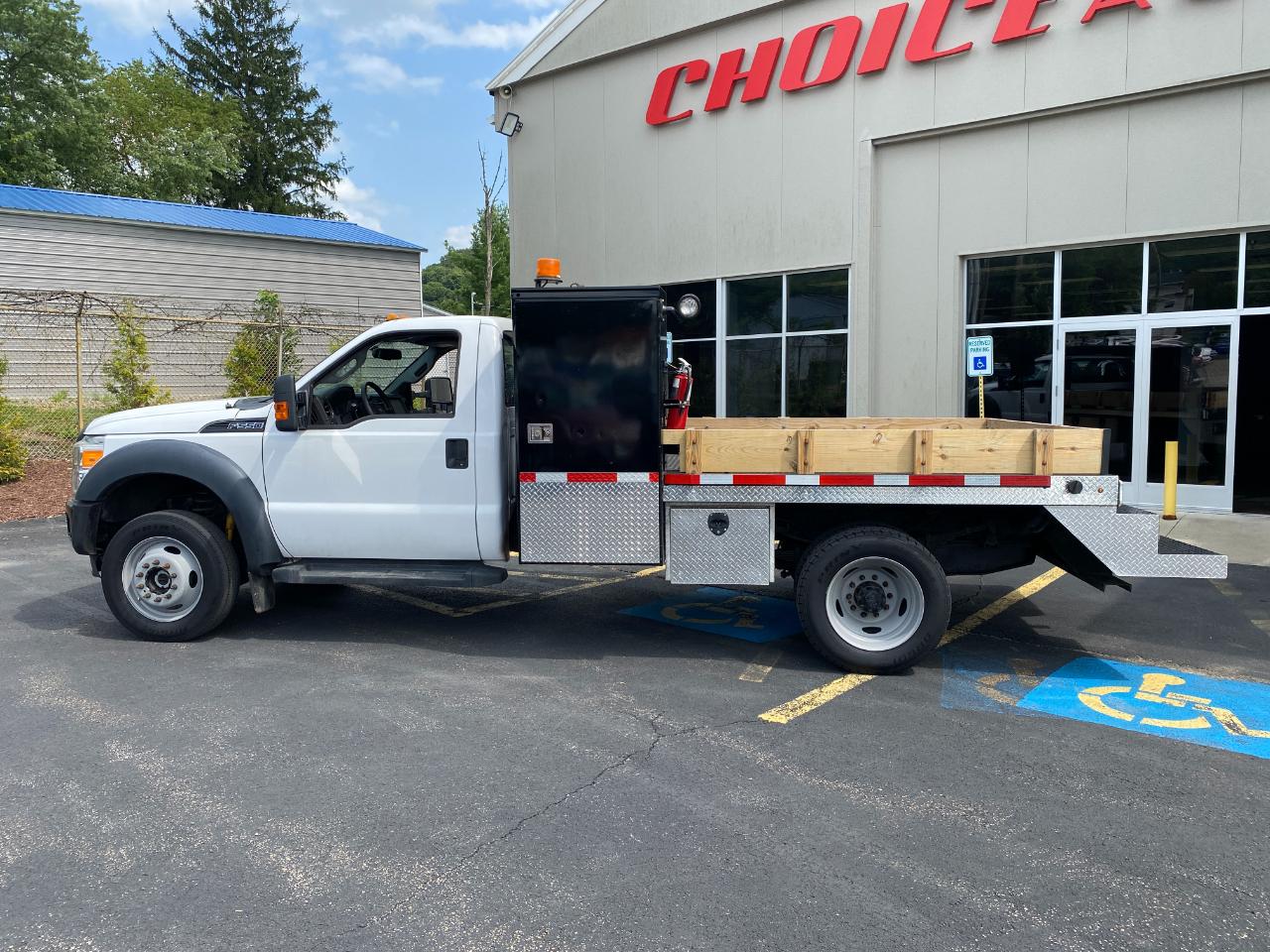 Ford F-550 Regular Cab DRW 4WD 2015