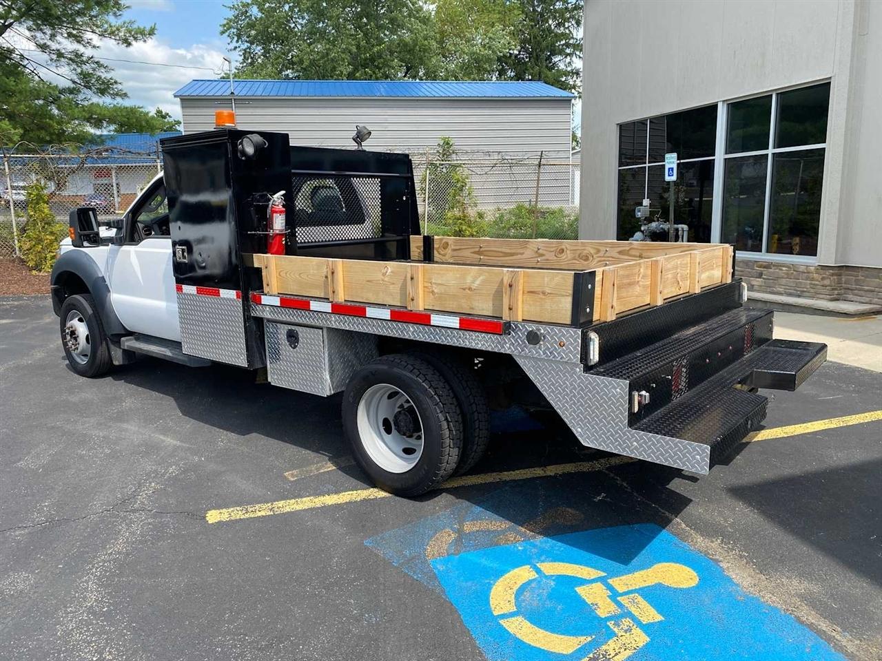 Ford F-550 Regular Cab DRW 4WD 2015
