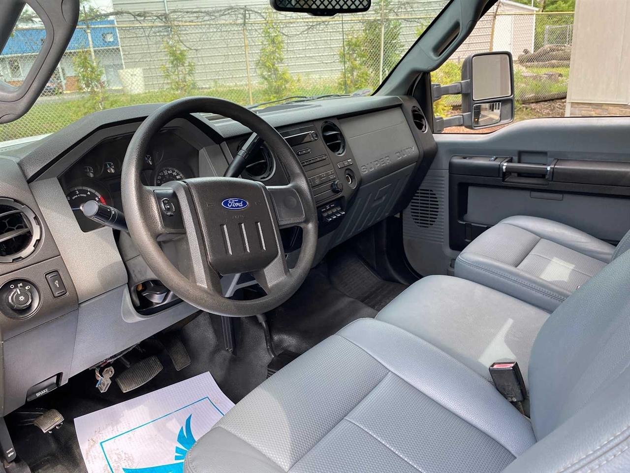 Ford F-550 Regular Cab DRW 4WD 2015