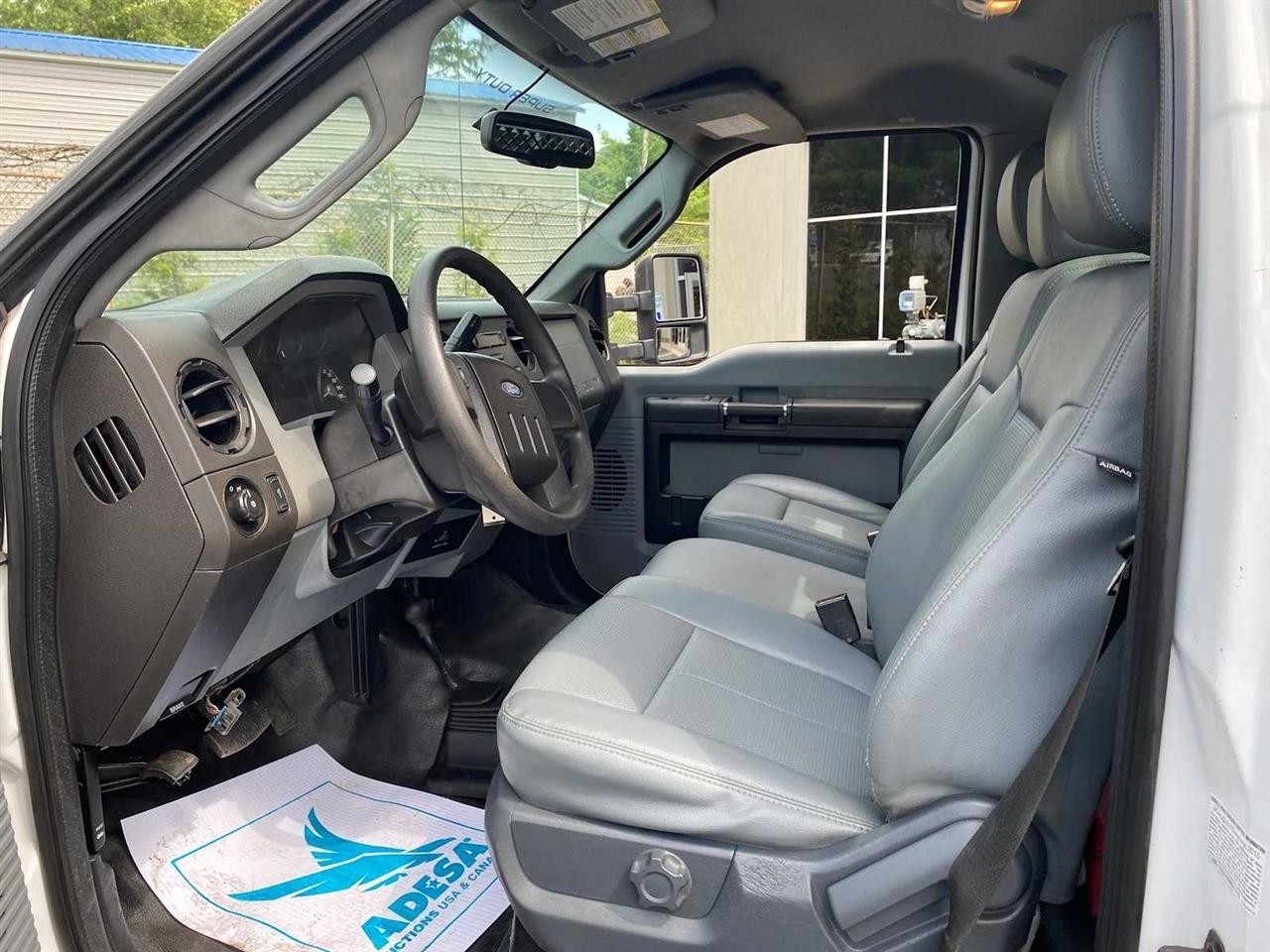 Ford F-550 Regular Cab DRW 4WD 2015