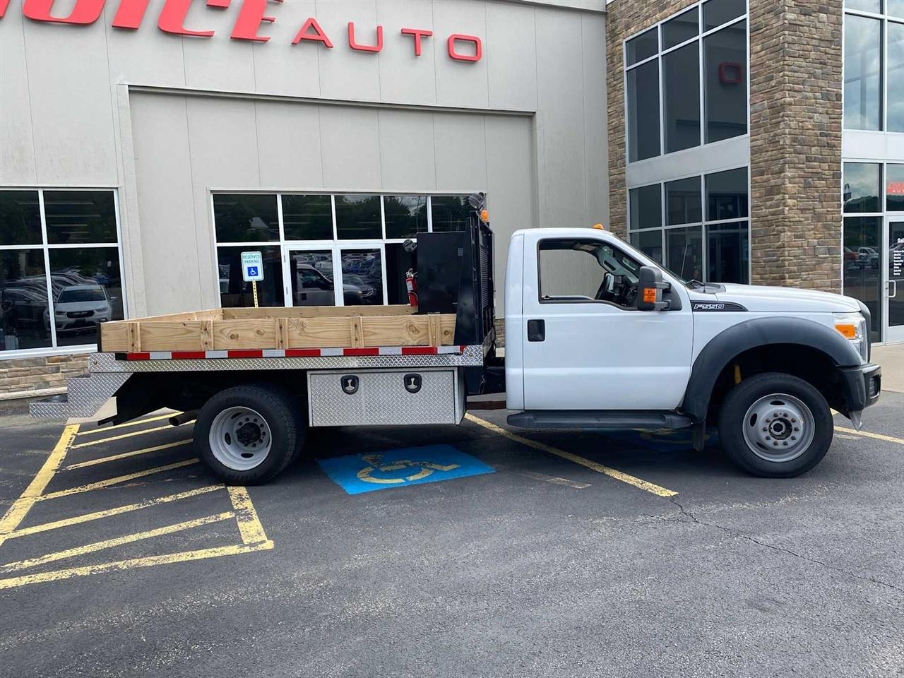Ford F-550 Regular Cab DRW 4WD 2015