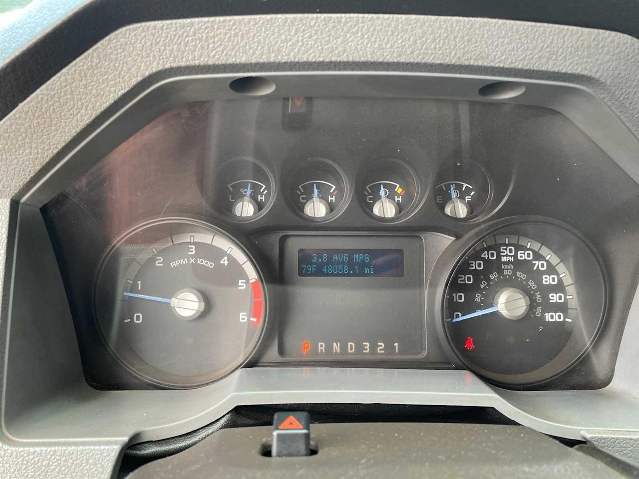 Ford F-550 Regular Cab DRW 4WD 2015