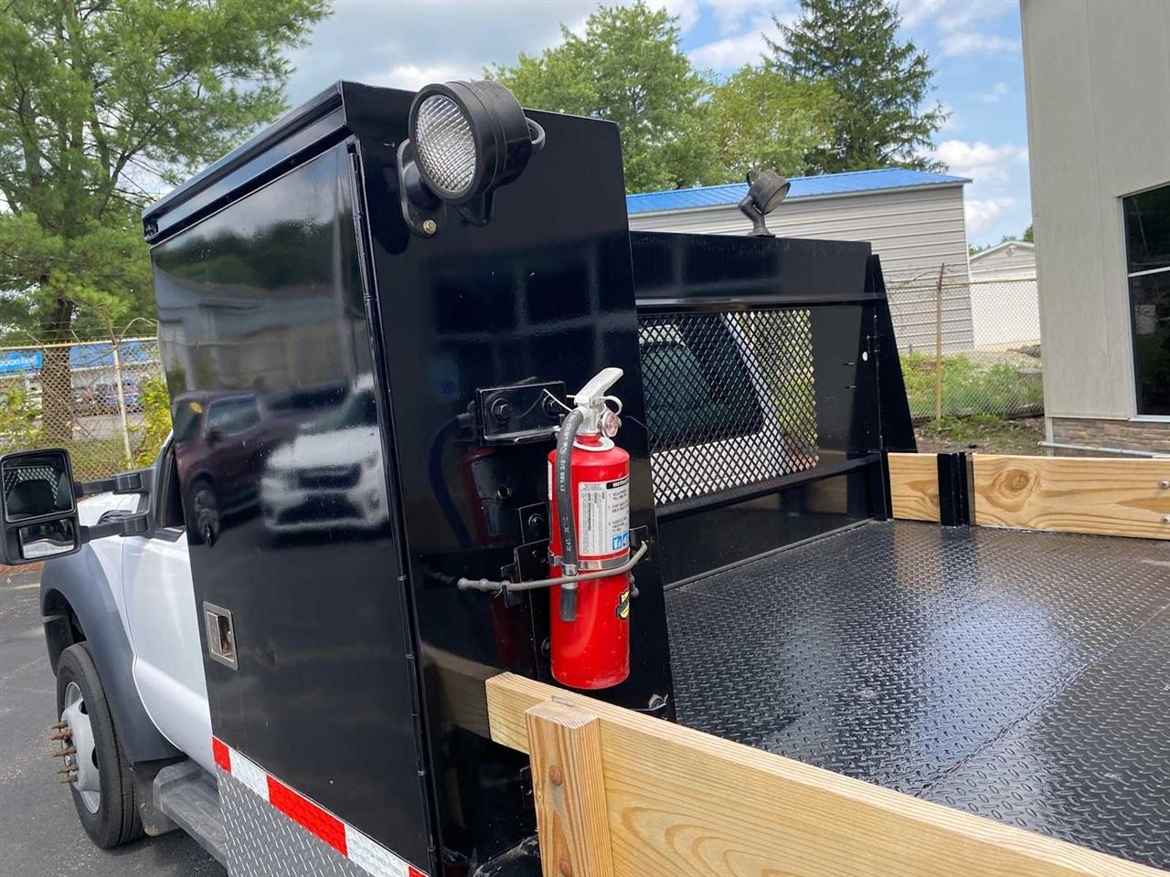 Ford F-550 Regular Cab DRW 4WD 2015
