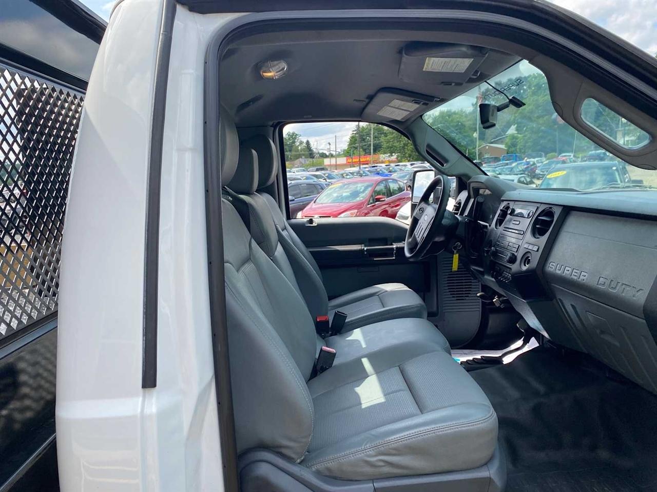 Ford F-550 Regular Cab DRW 4WD 2015