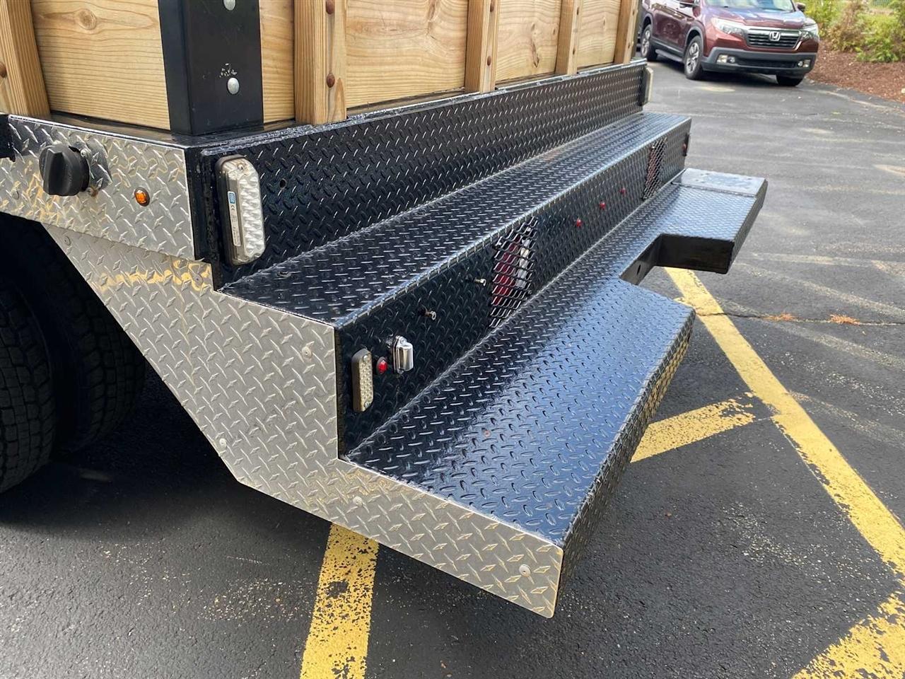 Ford F-550 Regular Cab DRW 4WD 2015