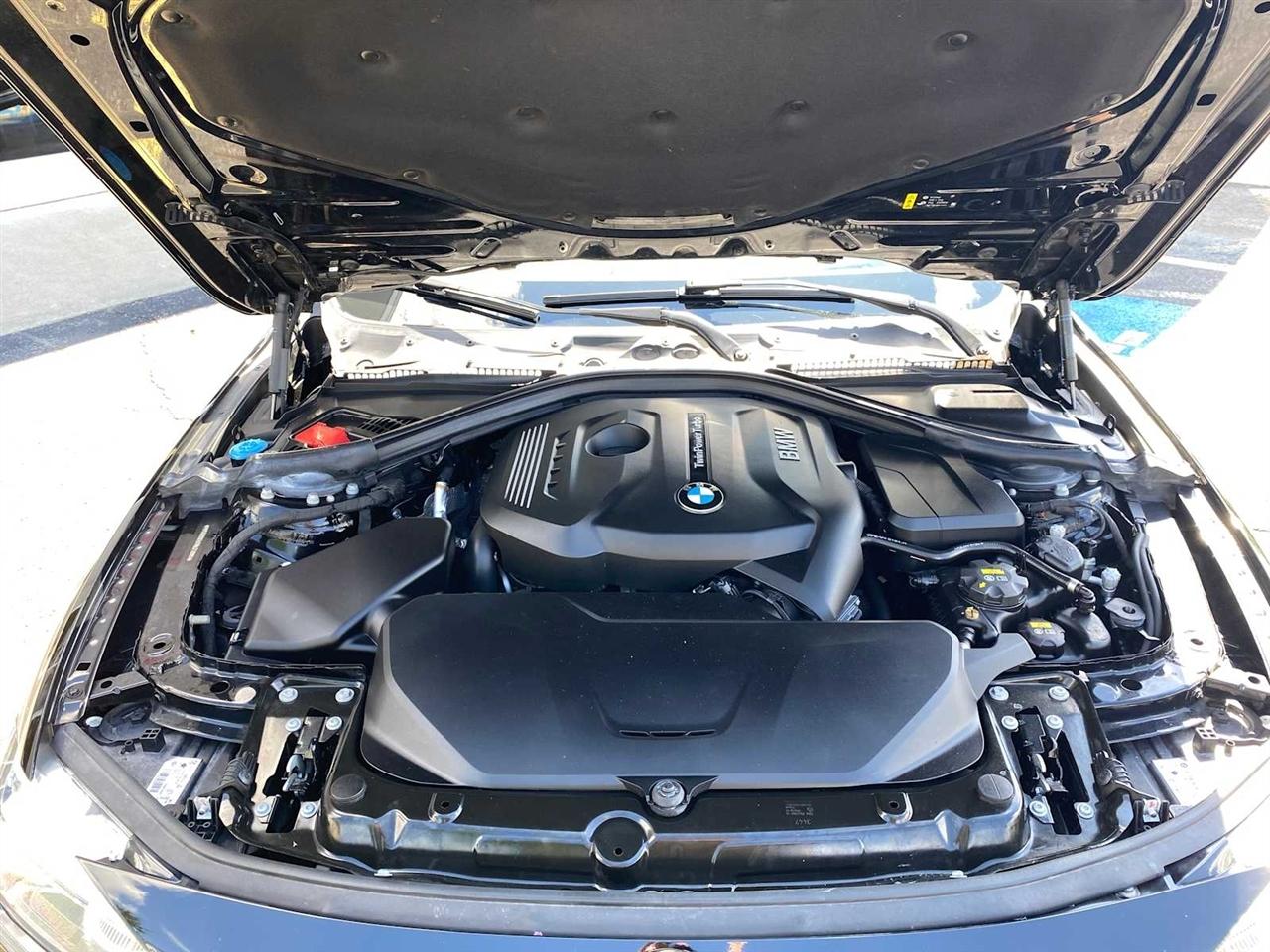 BMW 3-Series 330i xDrive SULEV Sedan 2018
