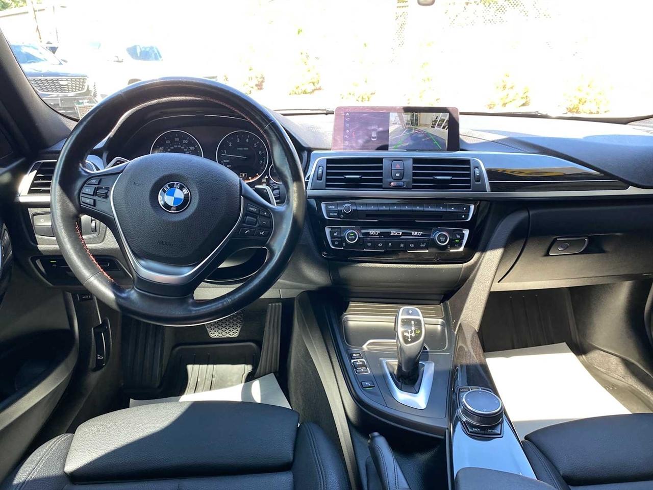 BMW 3-Series 330i xDrive SULEV Sedan 2018
