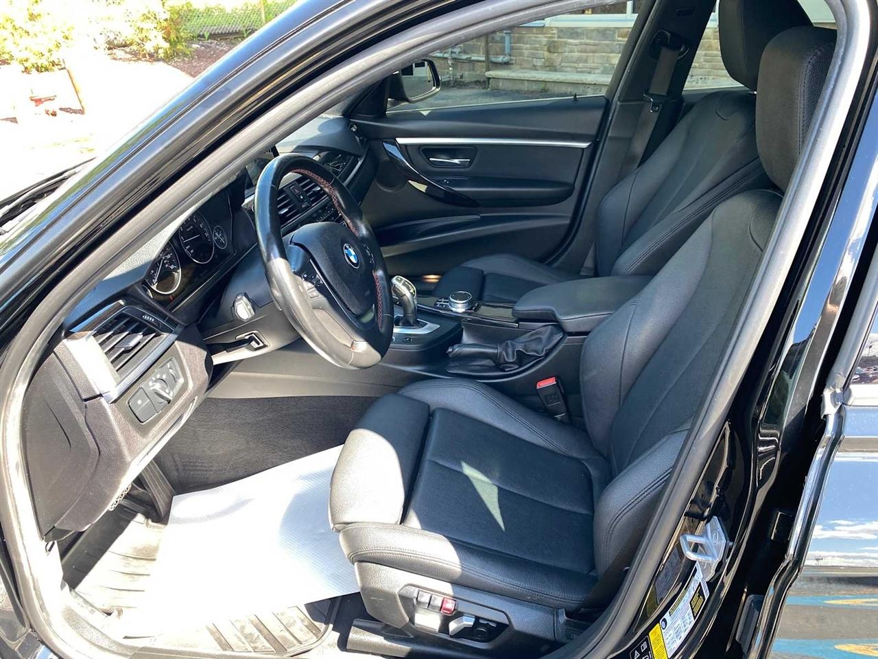 BMW 3-Series 330i xDrive SULEV Sedan 2018