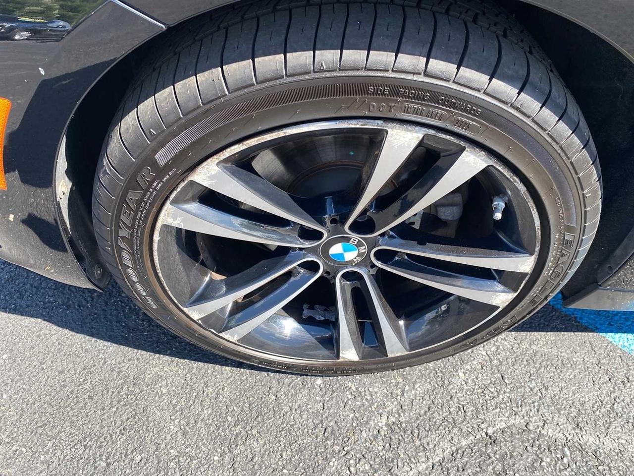 BMW 3-Series 330i xDrive SULEV Sedan 2018