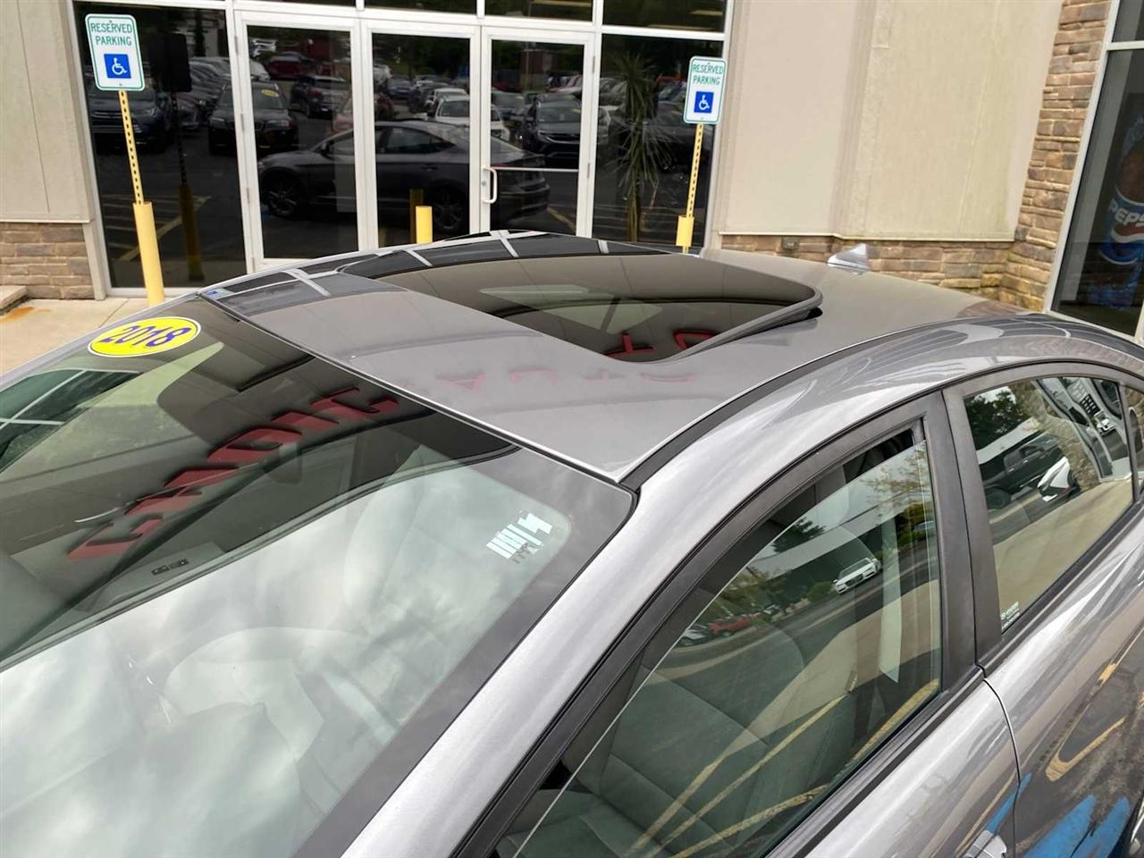 Hyundai Elantra Value Edition Auto 2018
