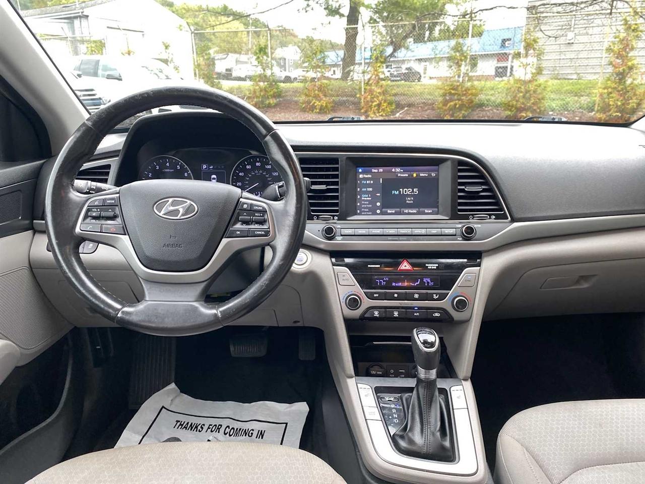 Hyundai Elantra Value Edition Auto 2018
