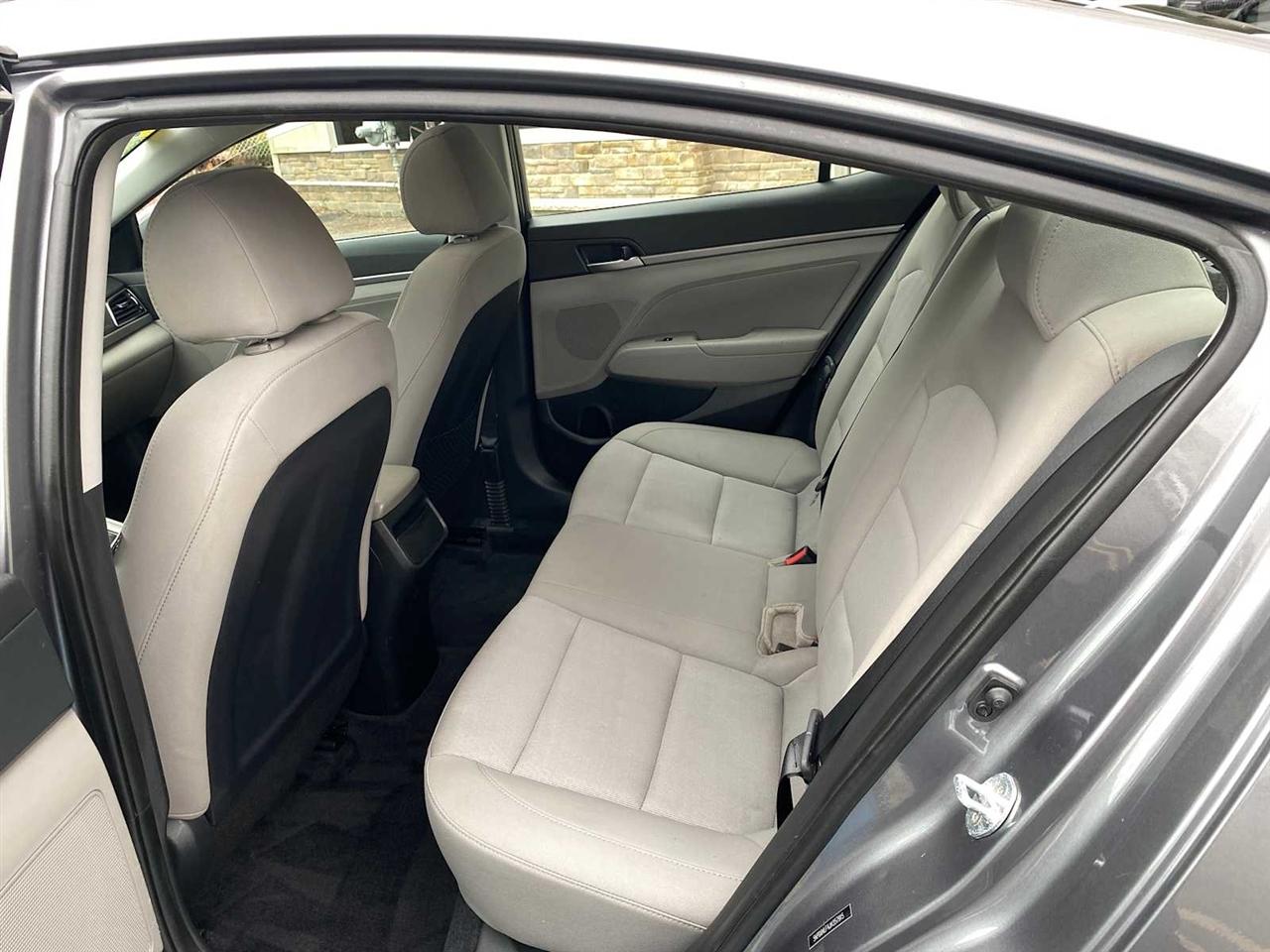 Hyundai Elantra Value Edition Auto 2018