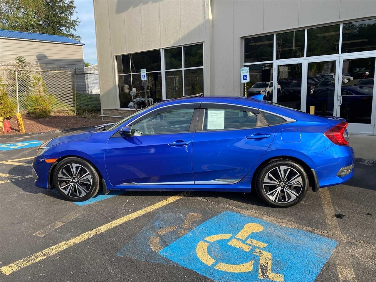 Honda Civic EX-T Sedan CVT 2017