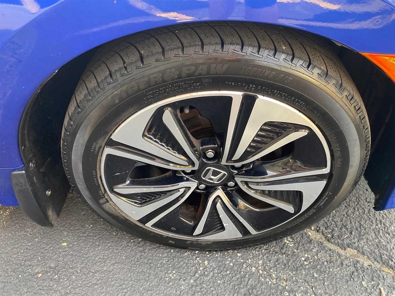 Honda Civic EX-T Sedan CVT 2017