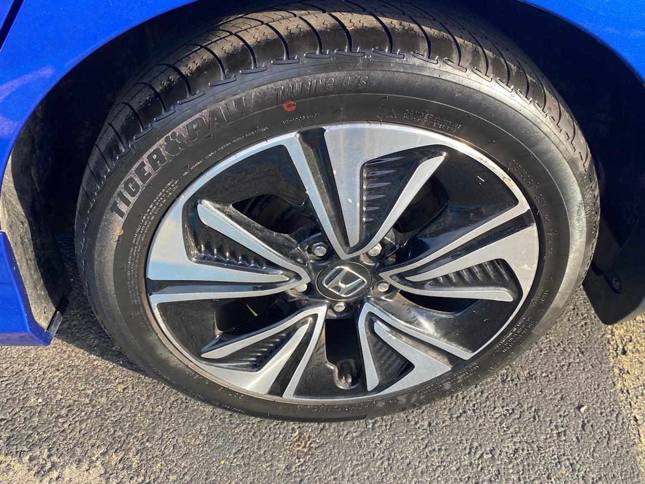 Honda Civic EX-T Sedan CVT 2017