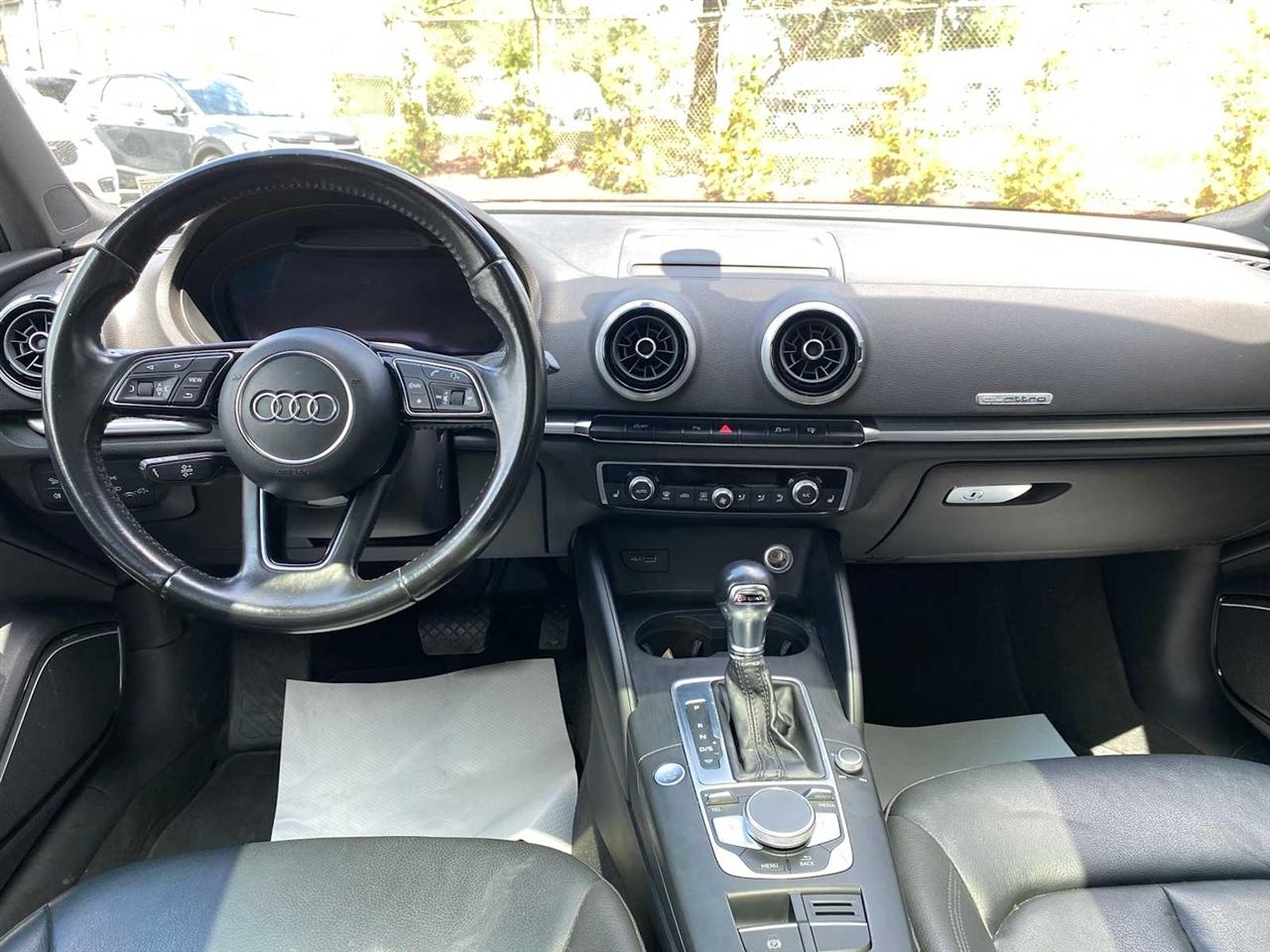Audi A3 2.0T Premium Plus quattro S tronic 2017