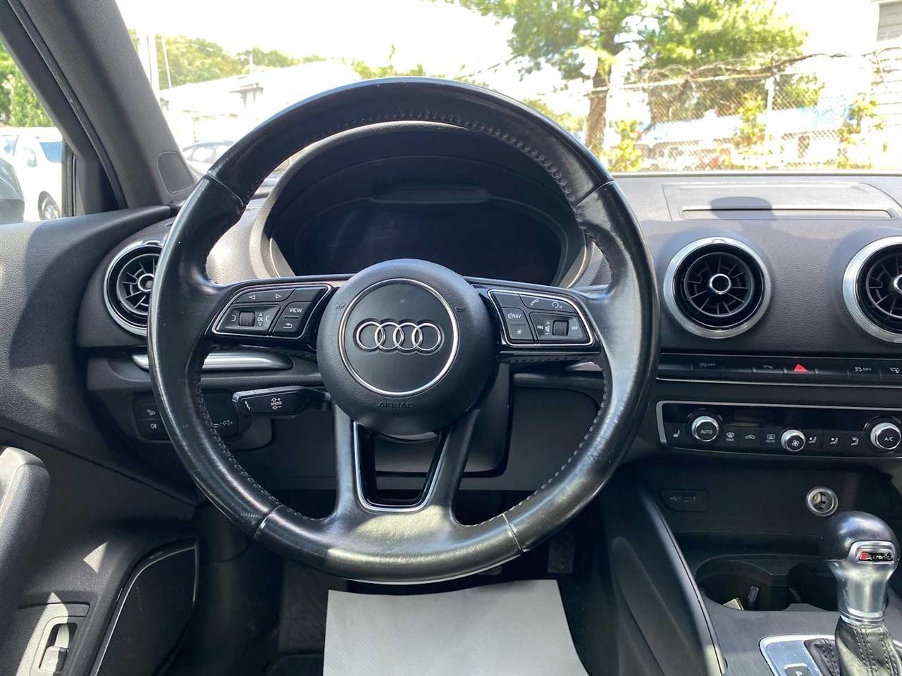 Audi A3 2.0T Premium Plus quattro S tronic 2017