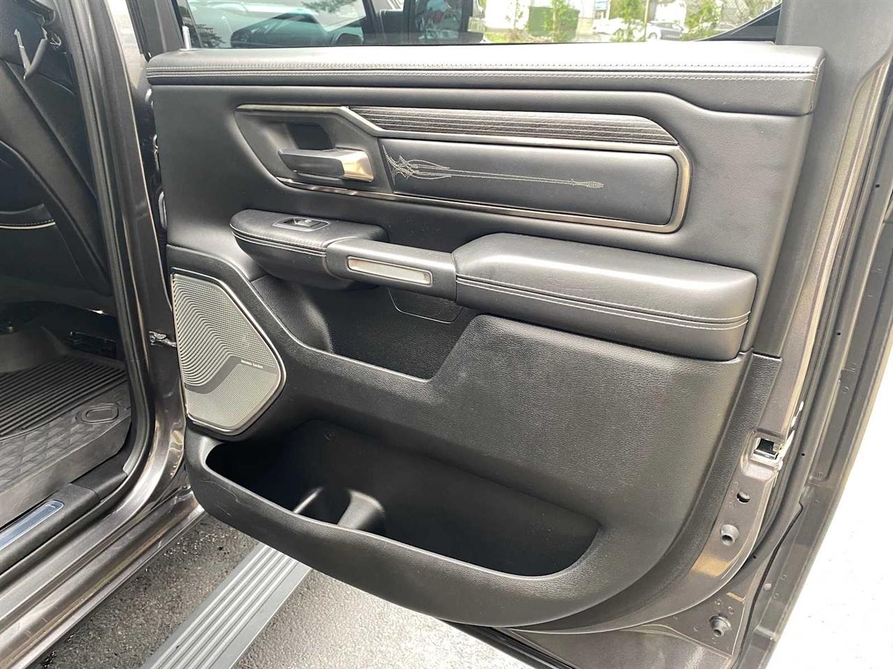 RAM 1500 Limited Crew Cab SWB 4WD 2019